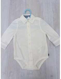 monito blanco tipo camisa