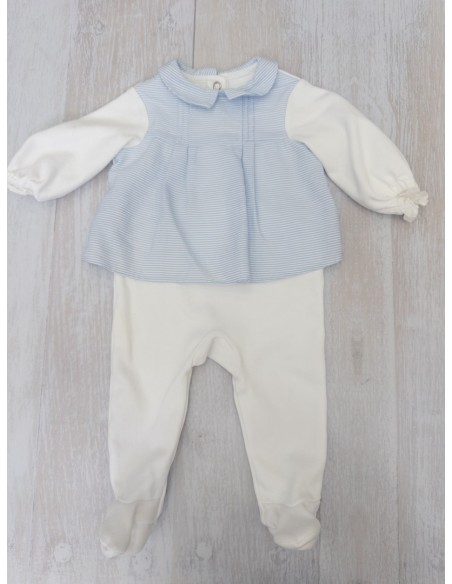 enterizo parte de arriba rayas celestes y pantalon blanco