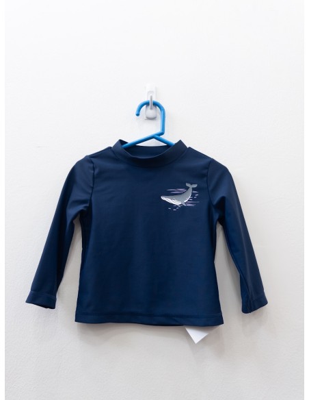 camiseta de agua azul con ballena