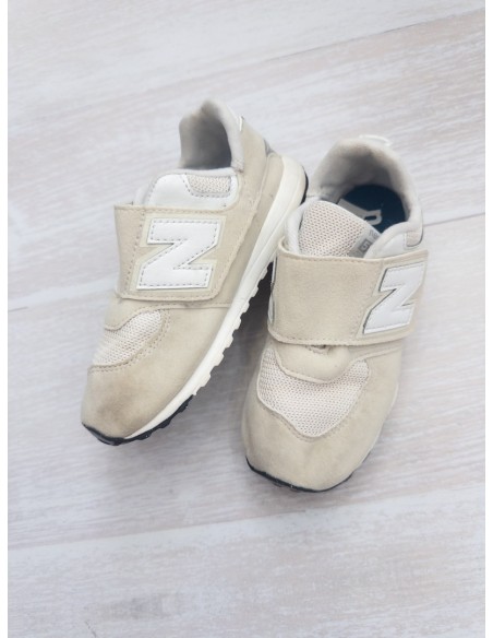 sneakers beige de gamuza