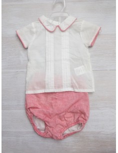 set short rosado y camisa blanca con rosado