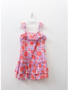 vestido lila con flores rojas