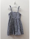 vestido azul con florcitas blancas