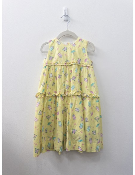vestido amarillo con dibujos de playa
