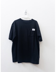 tshirt negra
