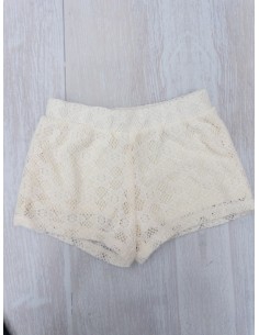 short encaje beige