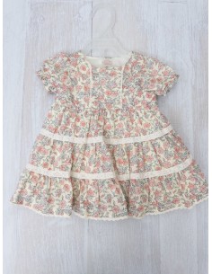 vestido beige con flores rosdas con calzon