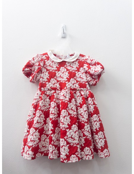 vestido rojo con flores blancas