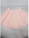 falda rosa con bolas blancas