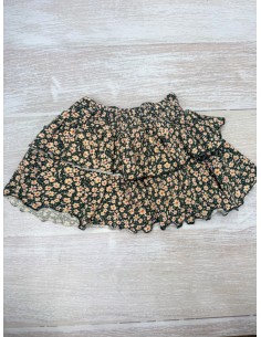 falda verde oscura con flores beige