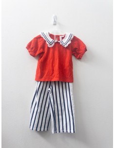 set pantalon blanco rayas azules, top rojo con detalles blancos y azules