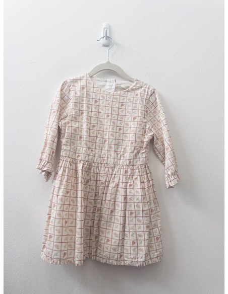 vestido blanco con cuadros rosa y flores