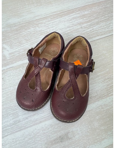 zapatos concho de vino de cuero, raspados