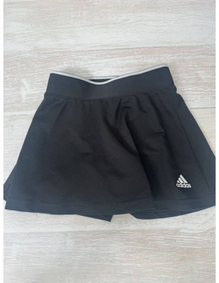 falda deportiva negra