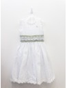 vestido blanco con fajin verde