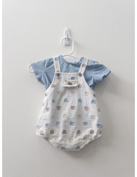 set top celeste y romper con ositos bordados, manchado