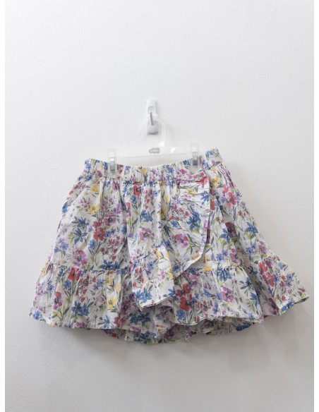 falda blanca con flores