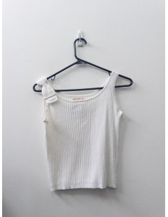 top blanco tiras