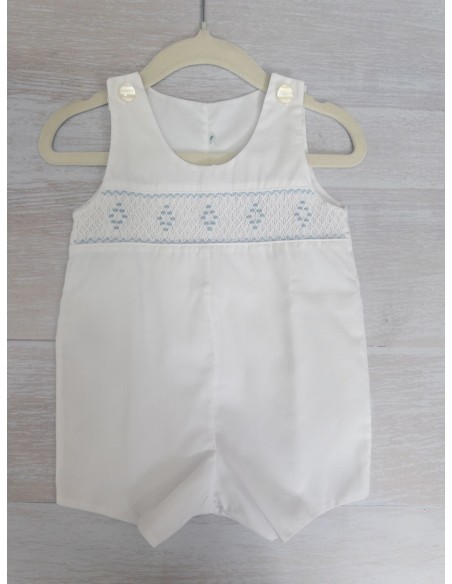 enterizo blanco con bordado celeste
