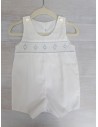 enterizo blanco con bordado celeste
