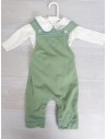 set top blanco y enterizo verde, con detalles azules