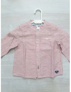 camisa rayas rojas