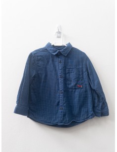 camisa cuadritos azules y celestes con perrito