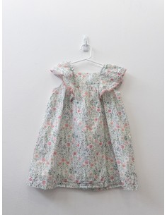 vestido sin mangas blanco con hojas verdes y flores rosadas