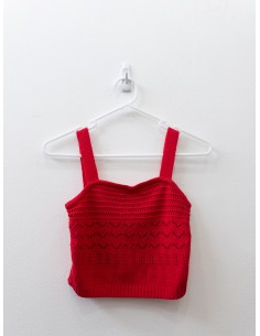 top bordado rojo