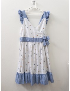 vestido blanco con detalles azules con barquitos