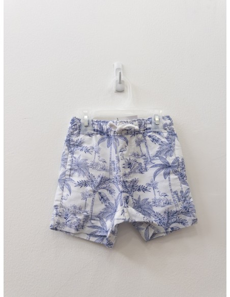 short blanco con flores plantas azules