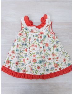 vestido blanco con flores y picaflor turquesa con cuello
