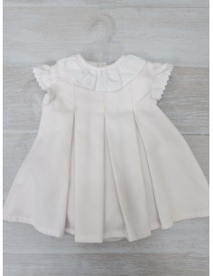 vestido palo rosa con cuello blanca