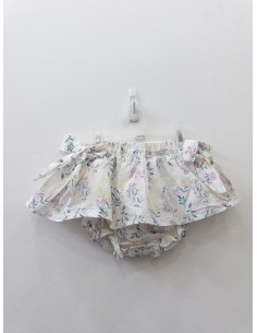 falda calzon blanca con flores amarillas y lilas, hojas verdes