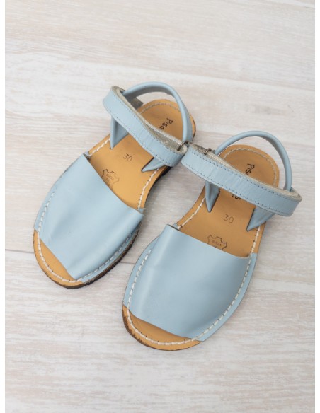 sandalias celestes