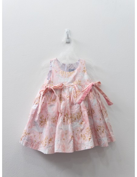 vestido rosado con unicornios