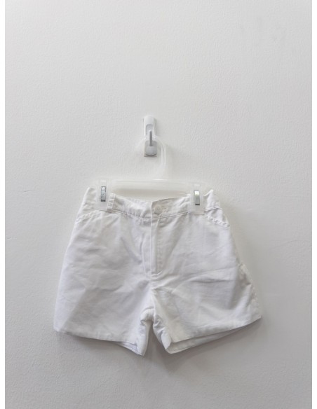 short blanco, con manchita