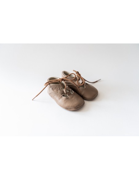 zapatos cafe
