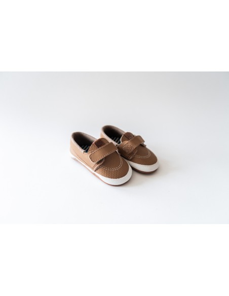 zapatos cafes